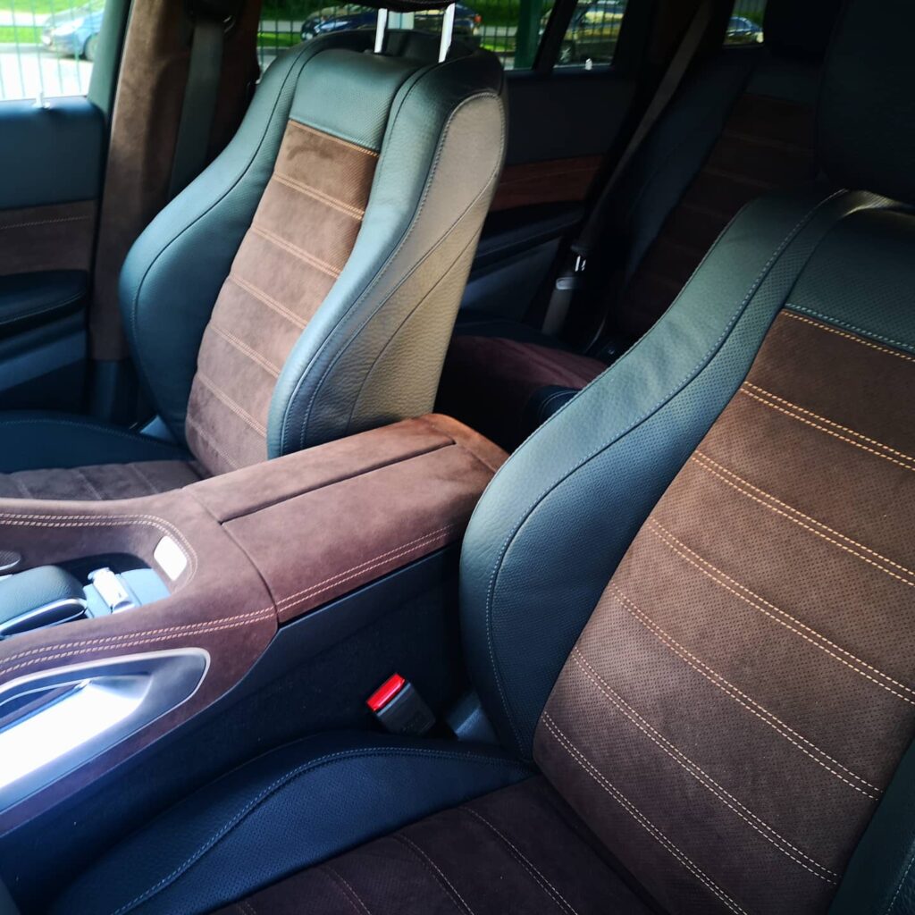 Перетяжка сидений автомобиля