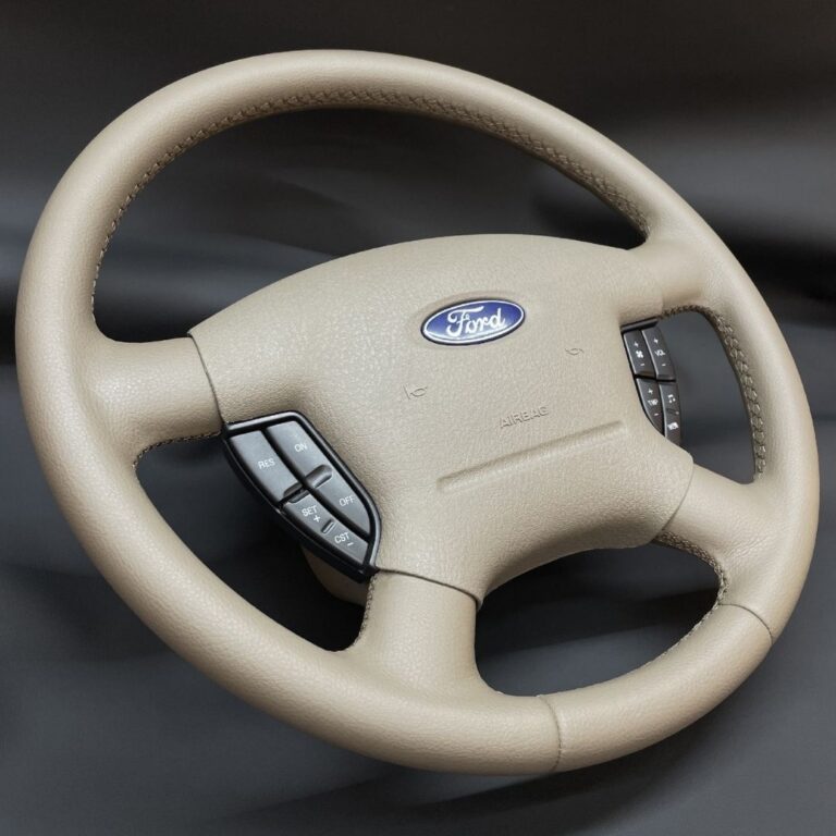 Перетяжка руля Ford Focus в эко кожу | Автоателье в Москве