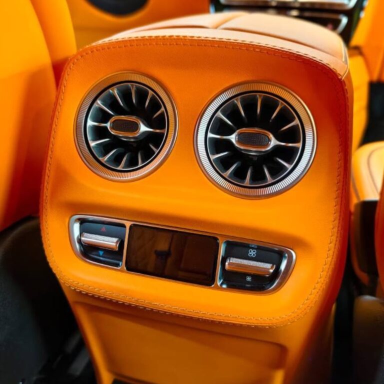 салон Mercedes
