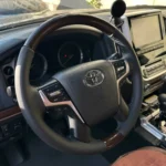 Руль Toyota после перетяжки натуральной кожей