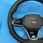 Руль Volkswagen после перетяжки натуральной кожей, левая сторона обода